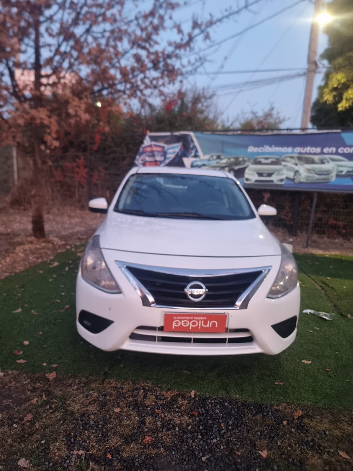 Nissan  versa